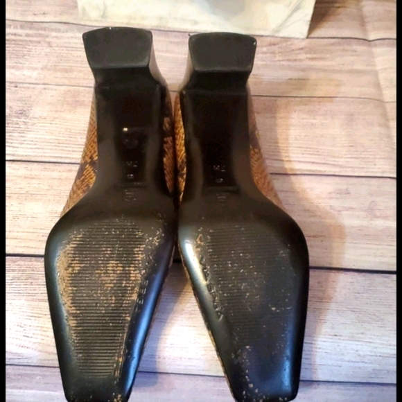 Via Spiga Snakeskin Square Toe Pump - Picture 9 of 11